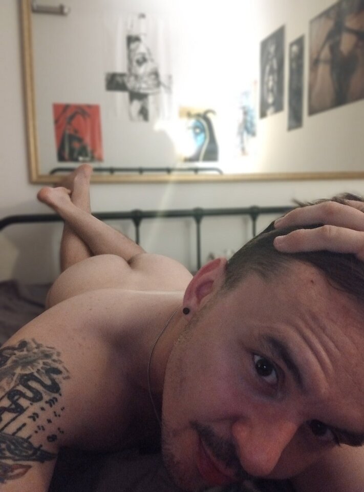 big_4c6eb02bcabe97e6da0ea53d38b15161.jpg - Aladdin_Byron