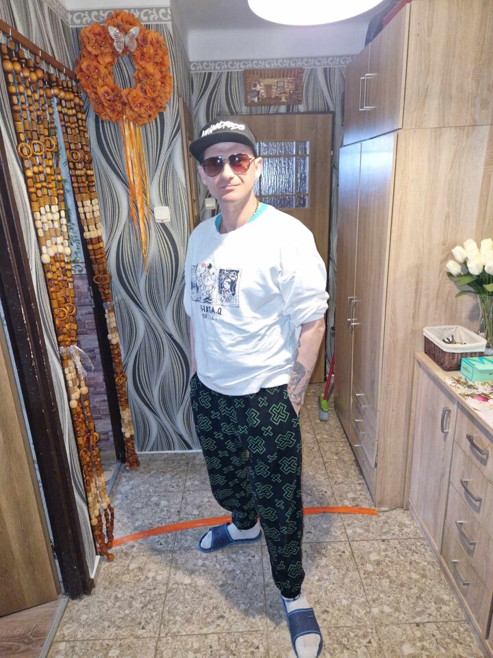 1000004725.jpg - Student84