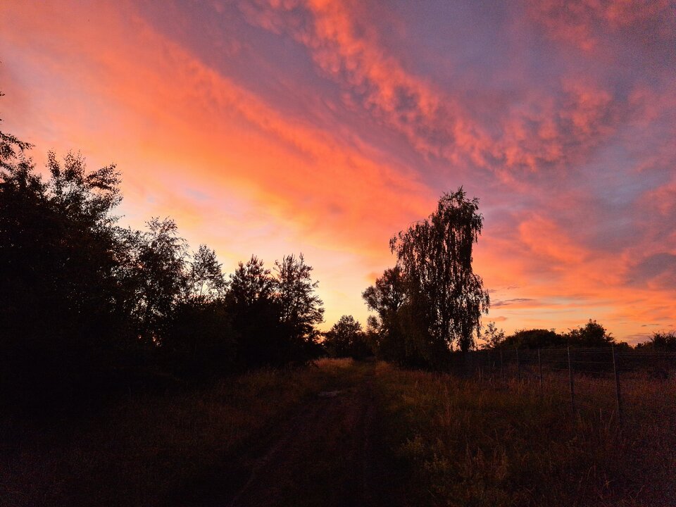 Piękne są tylko chwile.jpg - Estaviu