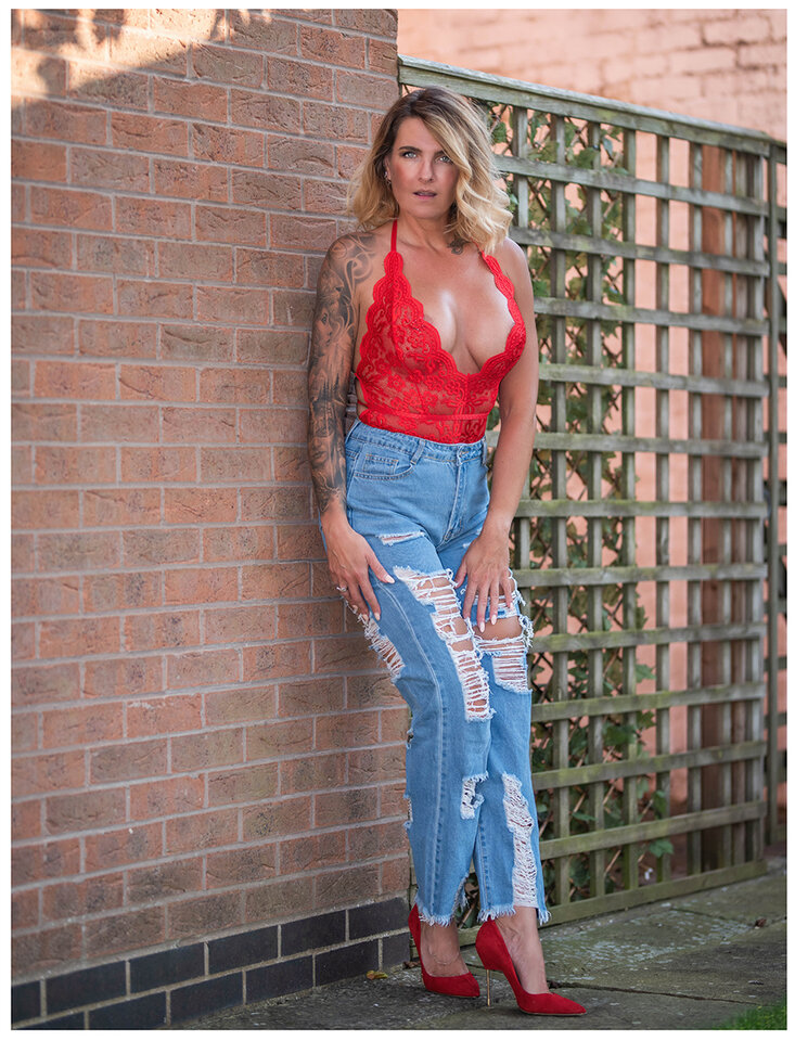 16m.jpg - metalcfcouple