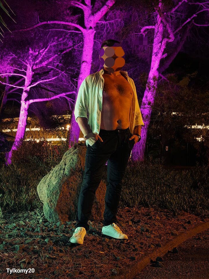 Mój Pancio po nocnych, kolorowych zabawach 😉😈 - tylkomy20