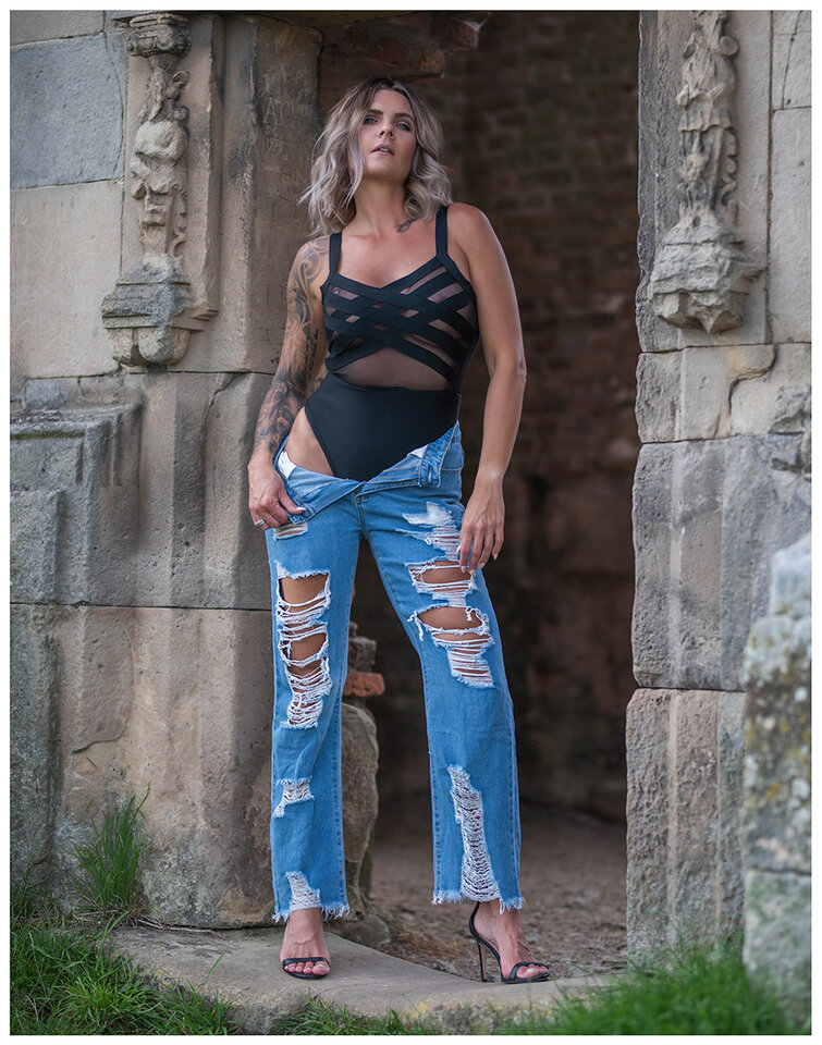 77m.jpg - metalcfcouple