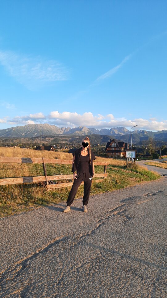 20240729_194636~2.jpg - avocadoZpestka