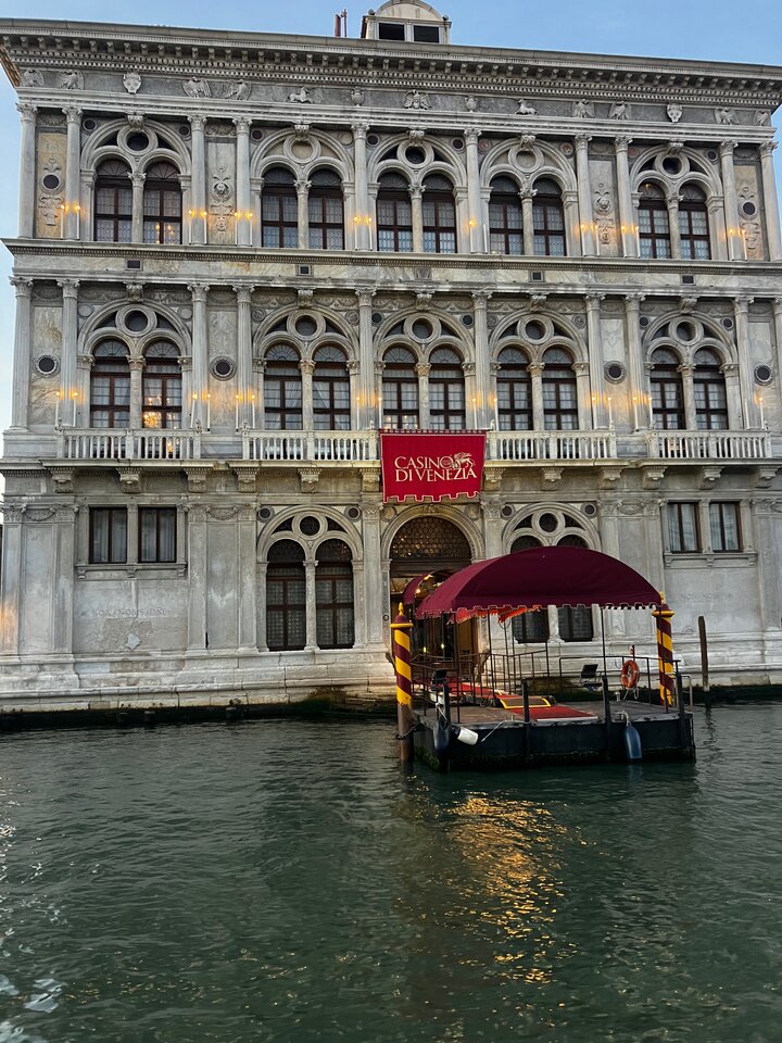 casino.jpg - ToJaPit