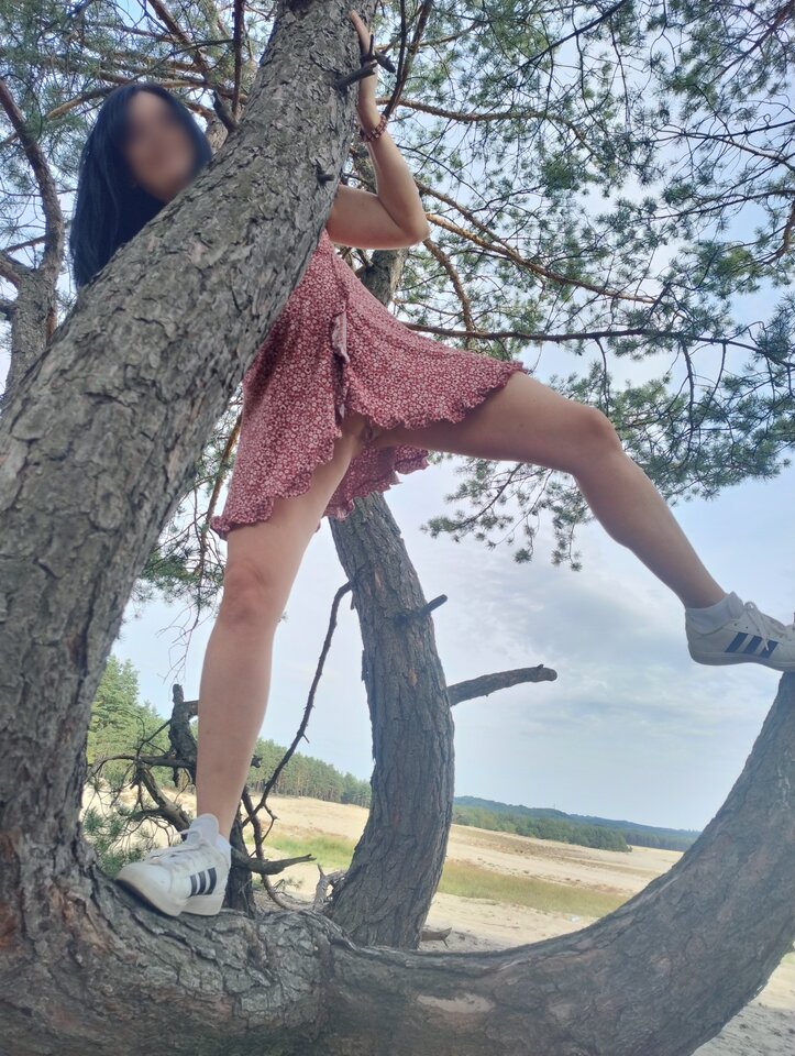 1000018210.jpg - Hagparka