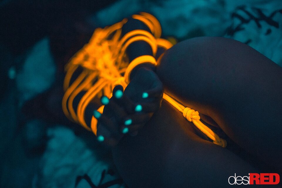 Nie krępuj się, od krępowania jesteśmy my :) - desiREDshoots