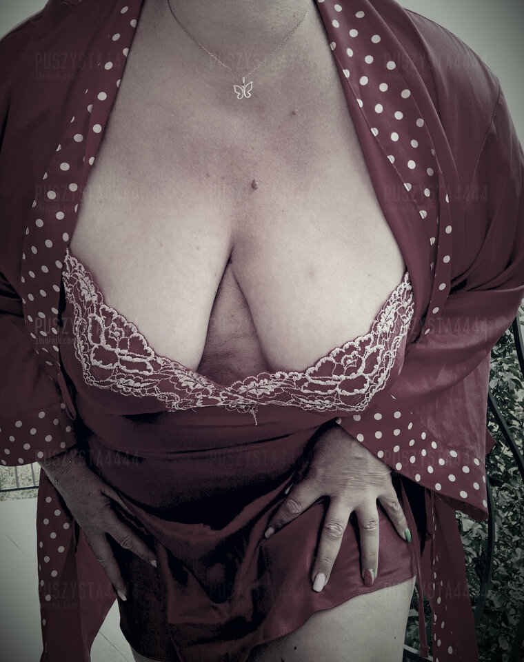 Biała koronka - Puszysta4444