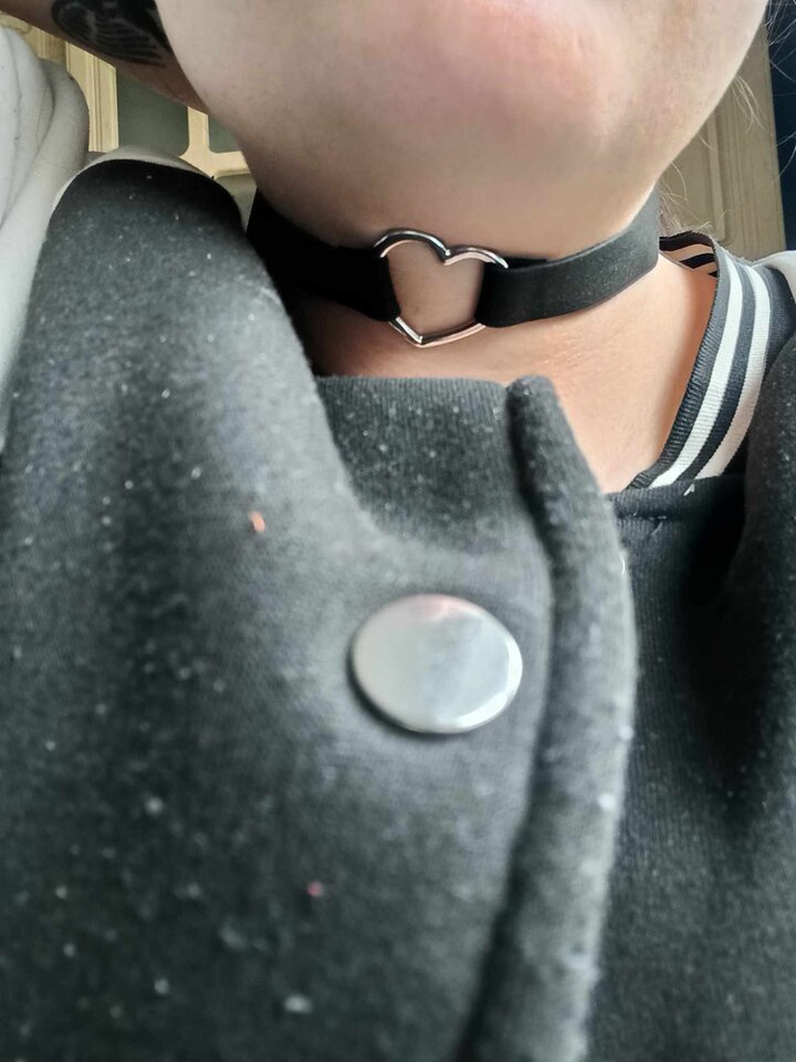 Messenger_creation_7b814d38-0047-4c36-8f84-ef5c21b1c7a1.jpeg - SukaPiss