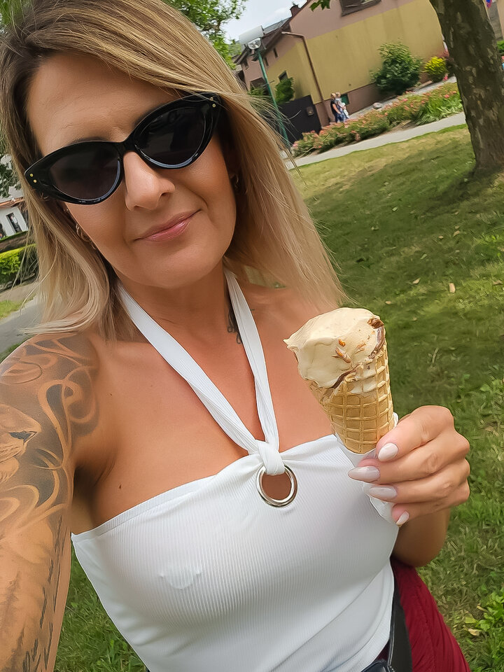 PSX_20240807_065800.jpg - metalcfcouple