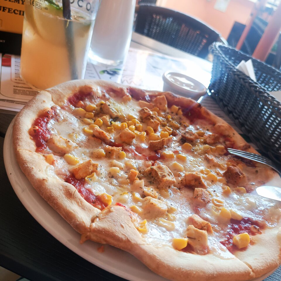 Dziś na randce z pizza❤️  - Kasila