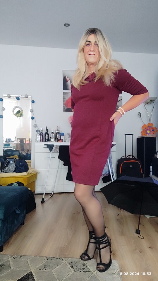 1000109380.jpg - Daria54