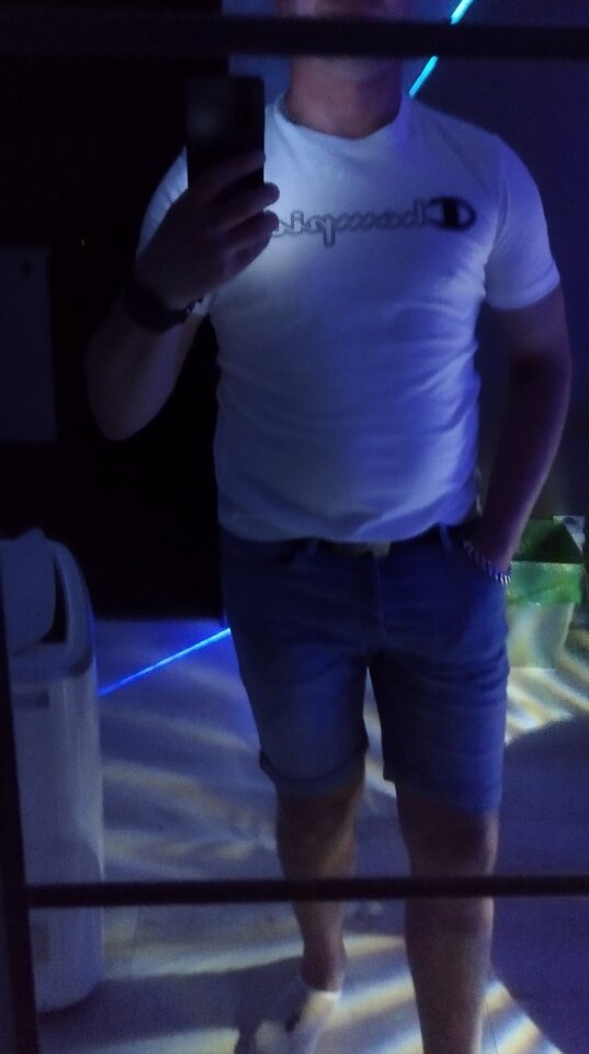 Nic nie zgubiłem więc niczego nie szukam.... - ChetnyKutasek9002