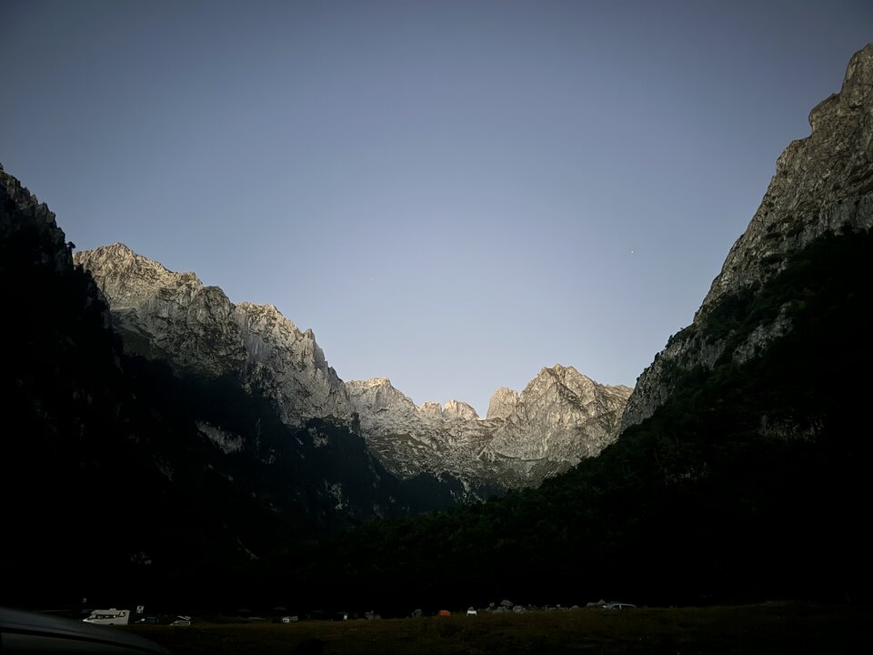 IMG_2658.jpeg - Are_there_impossible_things