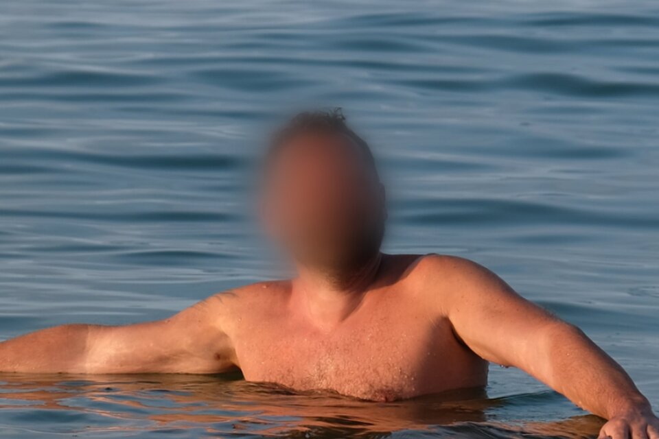 Point Blur_Aug172024_222604.jpg - DV8__UK