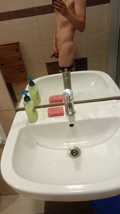 Podczas pracy w toalecie