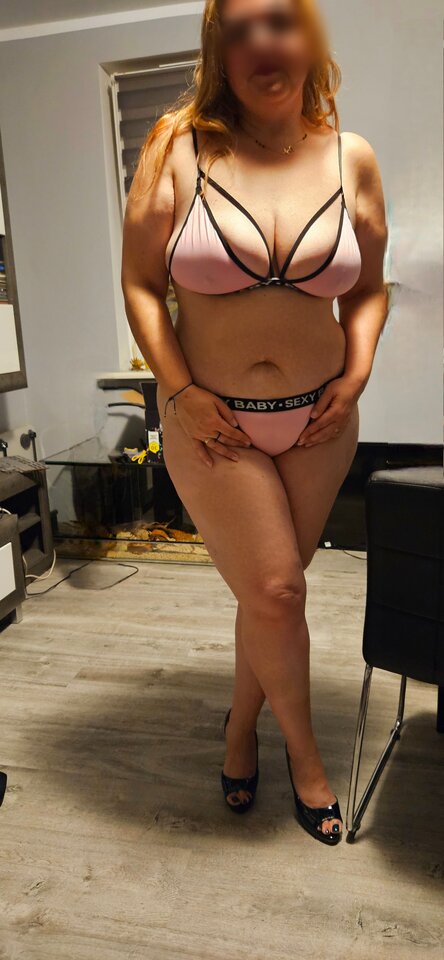 Point Blur_Aug212024_072941.jpg - EndrjuEmi