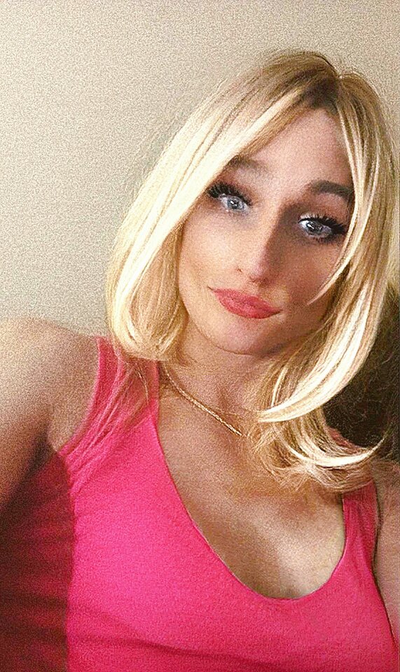 Snapchat-1325142134.jpg - Samanta_cuteblondii