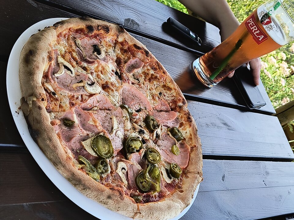 1000002556.jpg - luki180