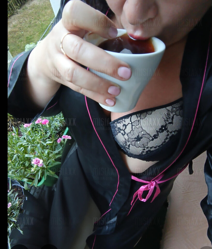 ...poranna kawusia łyk,łyk😁🥰 - misiaXX