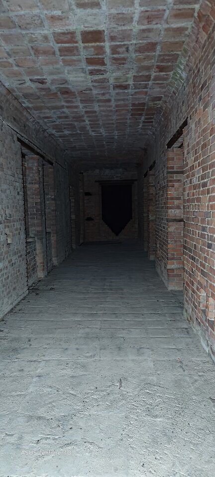 Dziwne okno - Maciek1182