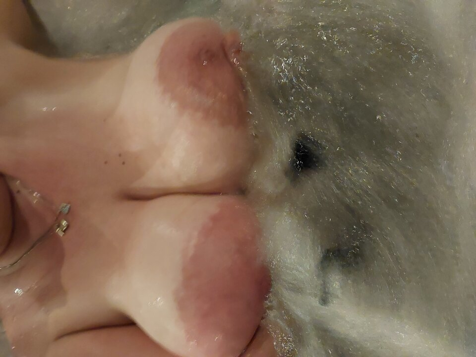 20240825_230745.jpg - Aeiouy1234