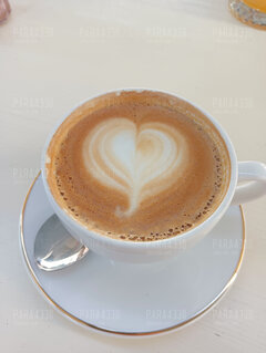 Może ktoś na wspólną kawę 🤔😈😋