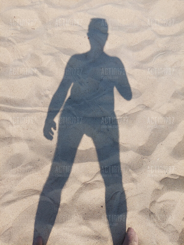 1000000056.jpg - Actin1987