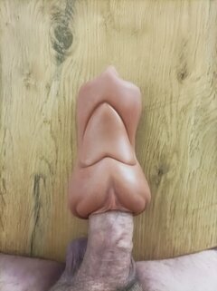 Jakaś chętna Pani na zastępstwo ?