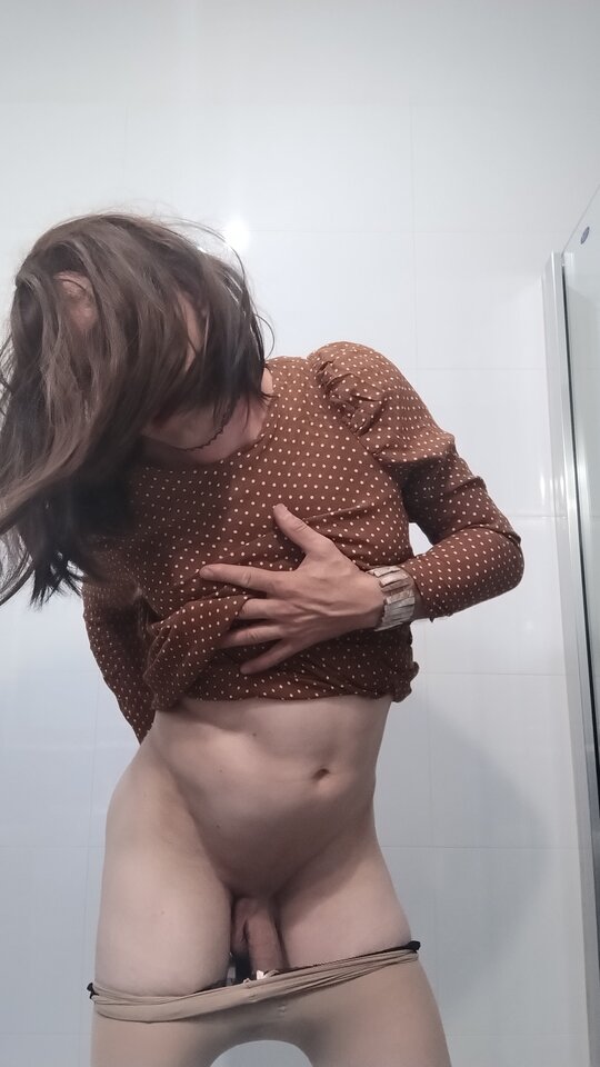 1000022833.jpg - CrossWhore