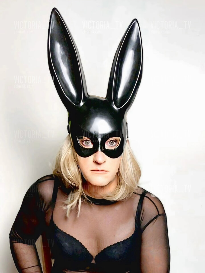 Follow the Black Rabbit  - Victoria_tv