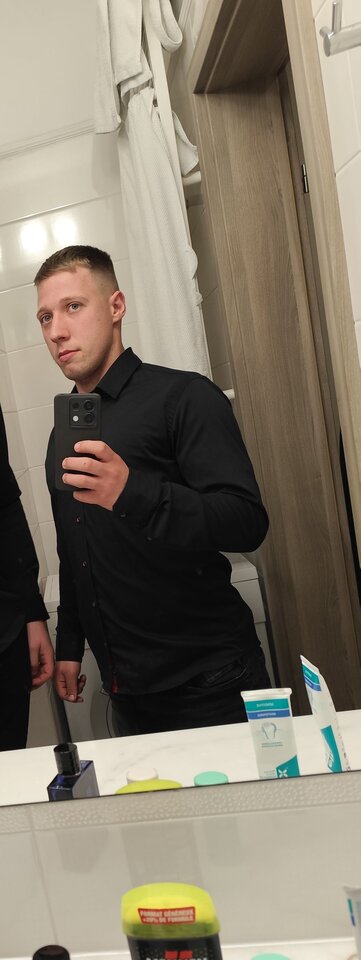 1000007596.jpg - Eryk02