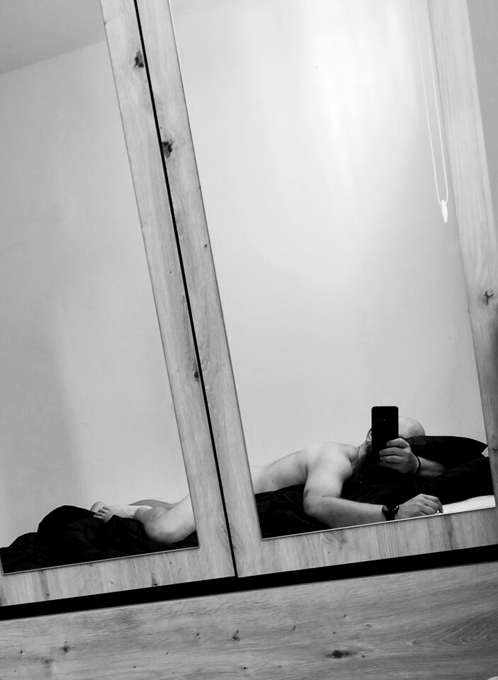 1000007174.jpg - Bored__