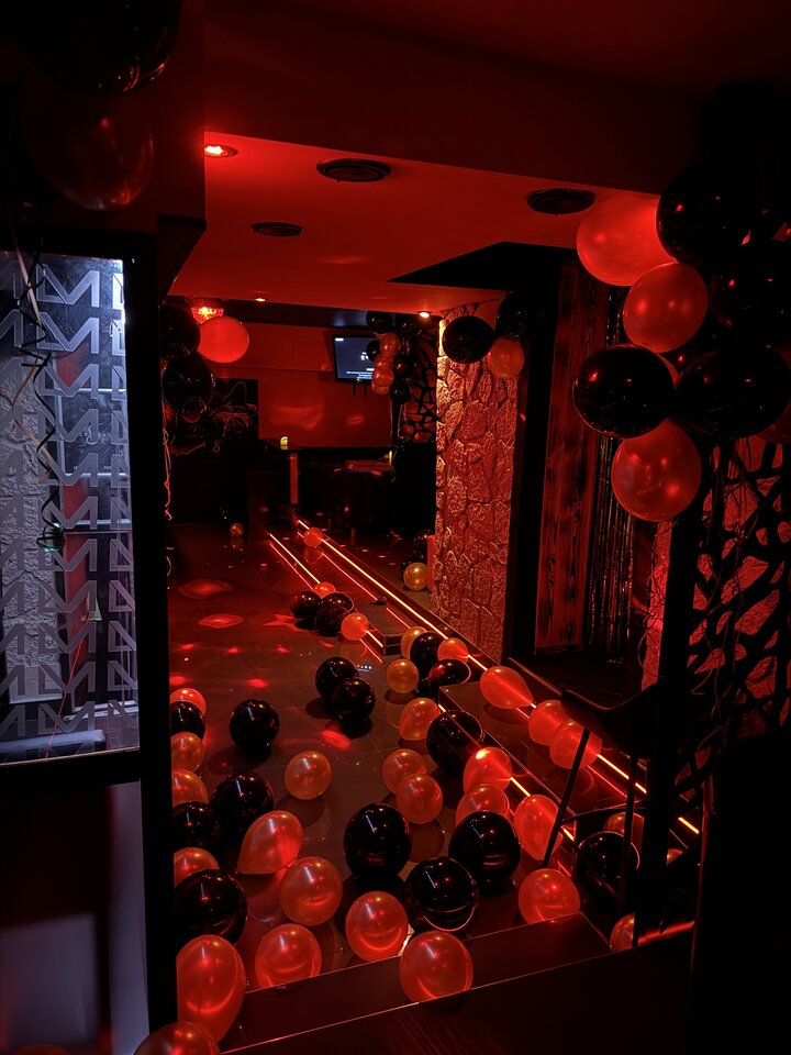 URODZINY MAĆKA - LavaClub