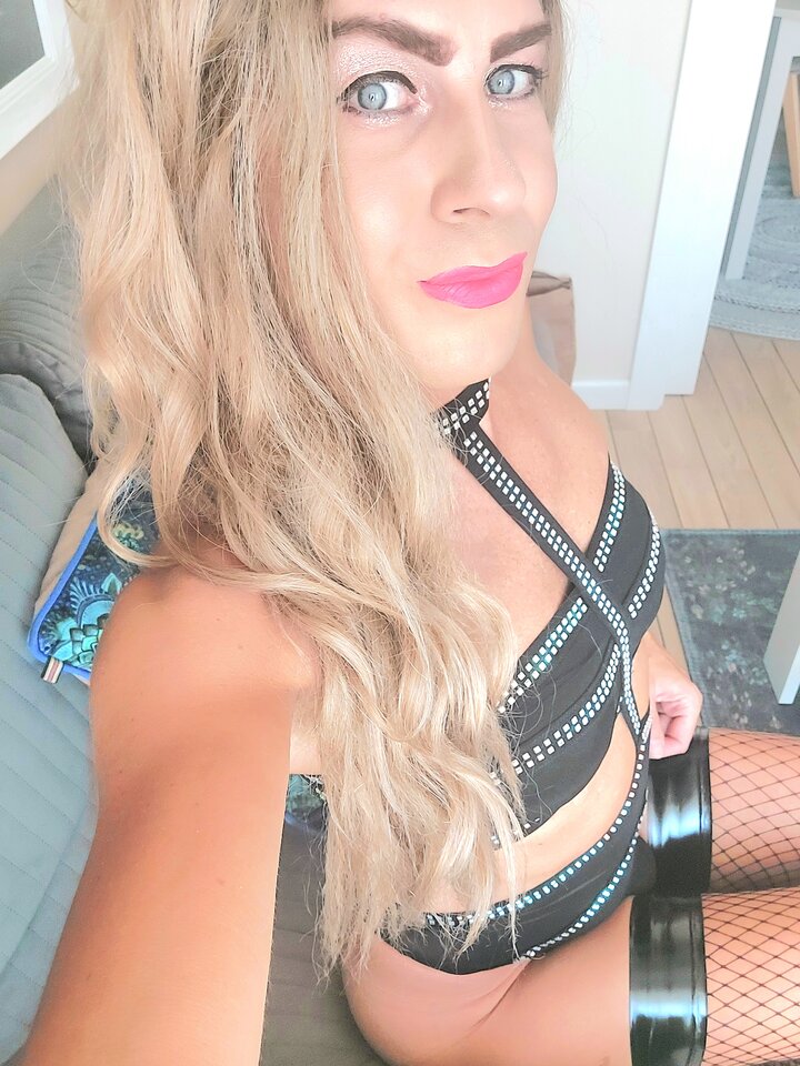 1000059790.jpg - Elizalady26