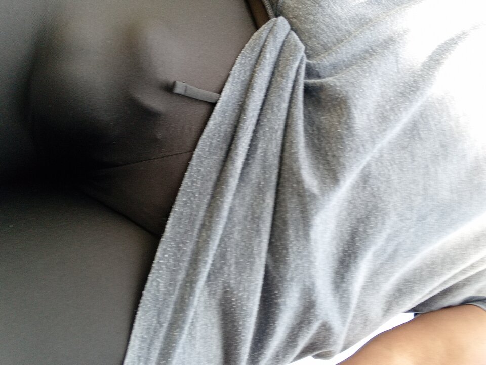 1000047129.jpg - lickemydick