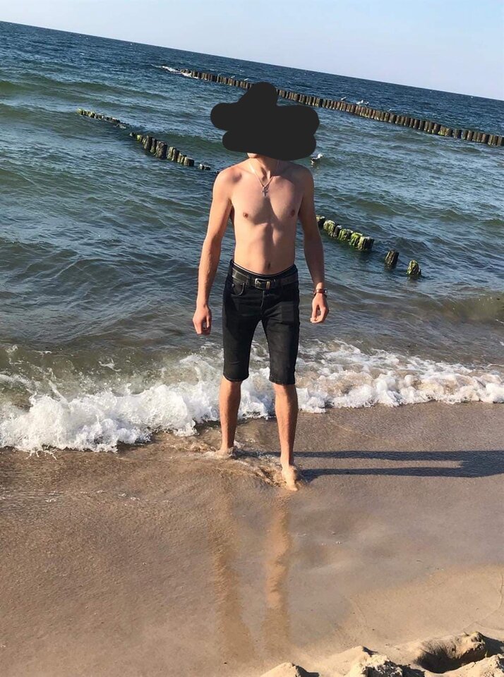 FBE4304B-3FF8-4866-88E5-224E36D0E692.jpeg - Awesomeboyyy