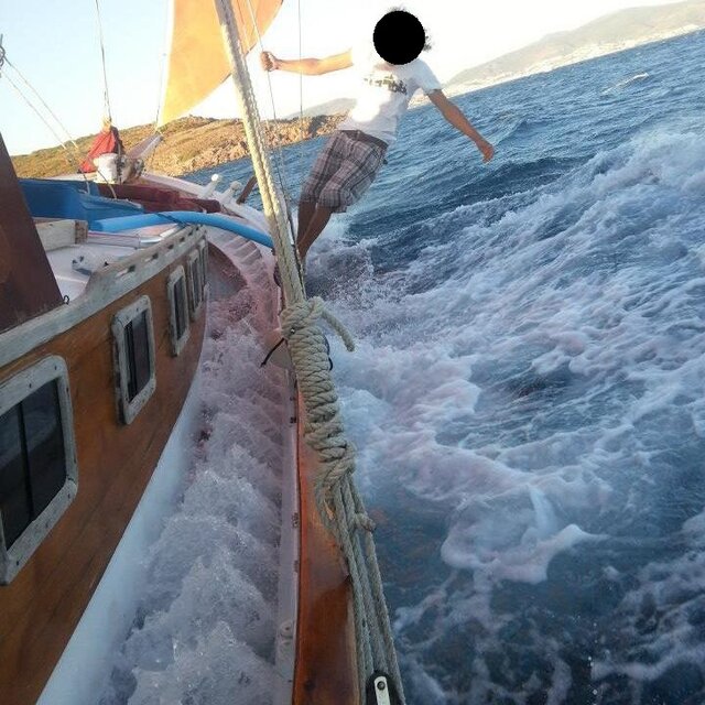 564796_10151023783021841_1190814023_n.jpg - Priyapos