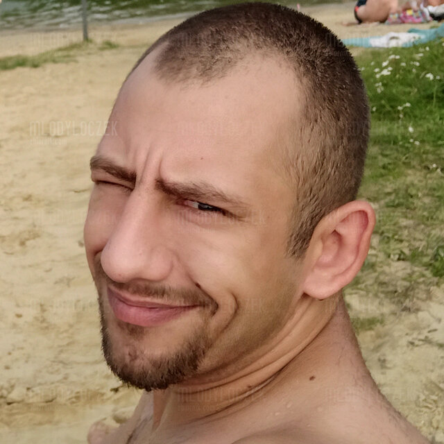 MlodyLoczek