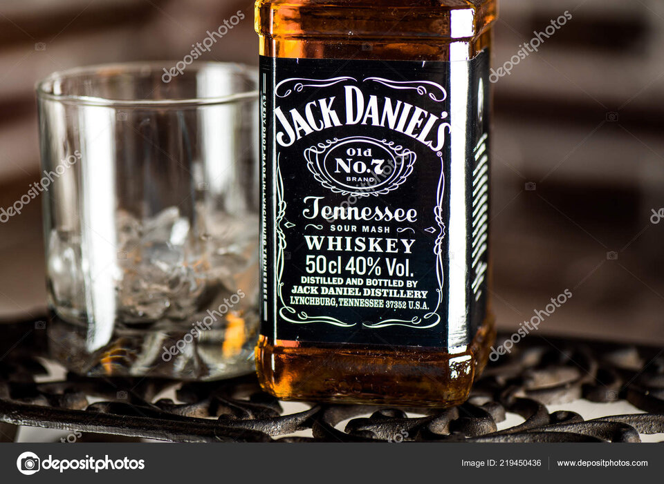 depositphotos_219450436-stock-photo-jack-daniels-whiskey-bottle- - SlodkAnitka69