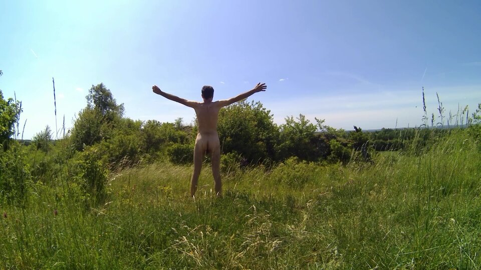20230606_231825A.mp4_snapshot_02.07.037.jpg - Krzysztof_cfnm