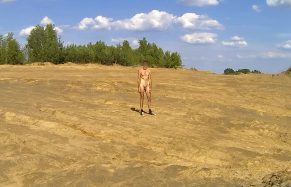_050431A.mp4_snapshhot_02.30.797.jpg - Krzysztof_cfnm