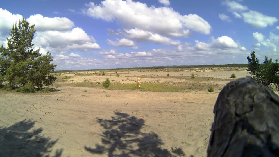 _213918A.mp4_snapshot_01.07.900.jpg - Krzysztof_cfnm