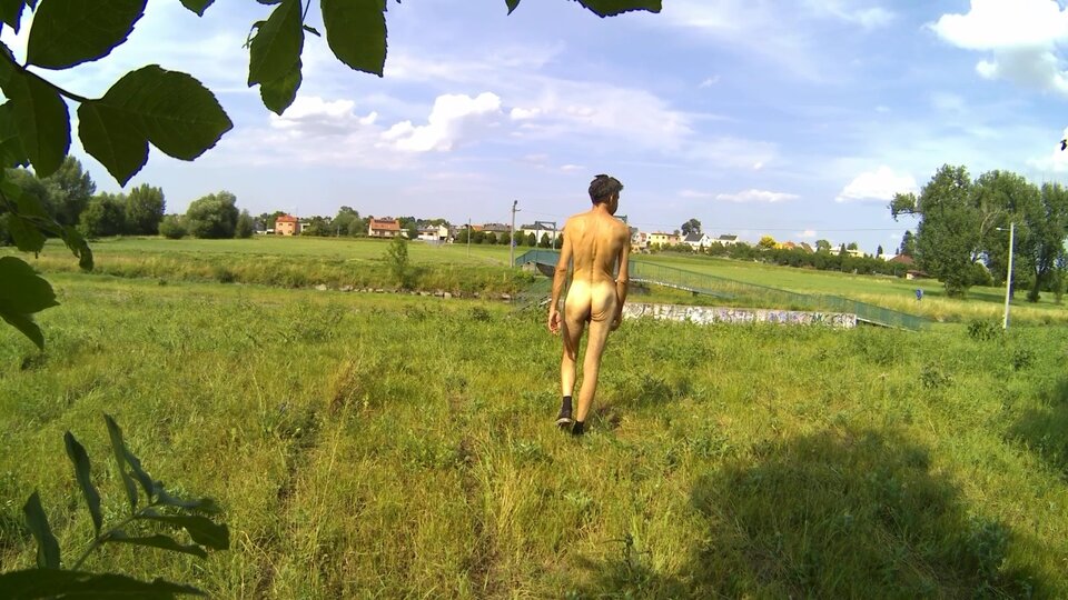 20230716_044654A.mp4_snapshot_00.43.415.jpg - Krzysztof_cfnm