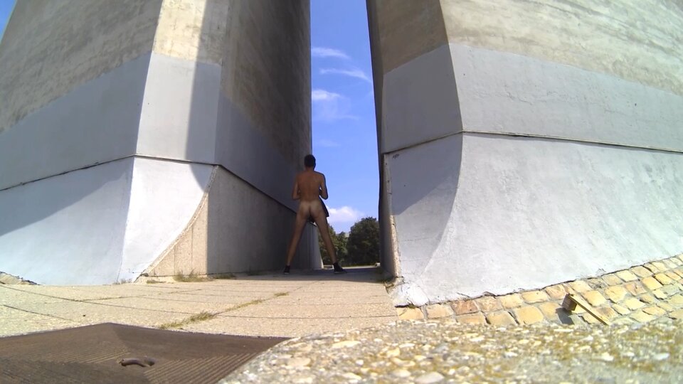 PRAGA - Strachov 2 wieze 1.mp4_snapshot_00.14.146.jpg - Krzysztof_cfnm