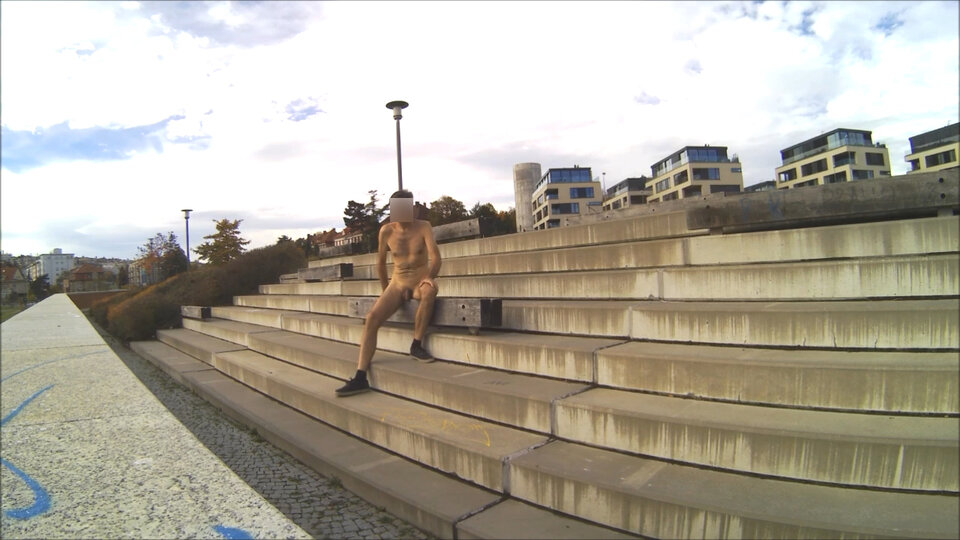 PRAGA 3.mp4_snapshot_00.21.588.jpg - Krzysztof_cfnm