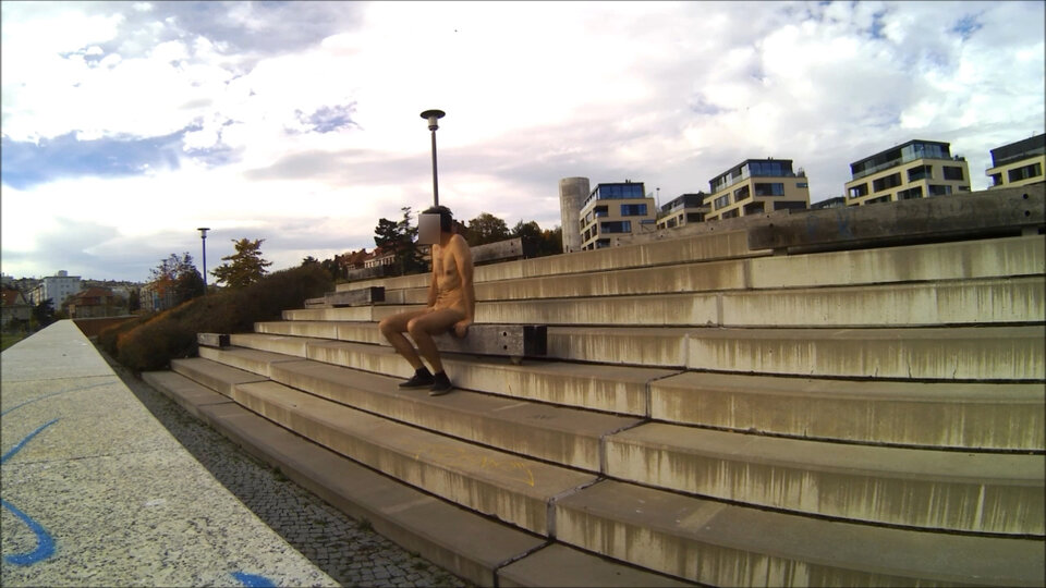 PRAGA 3.mp4_snapshot_00.15.571.jpg - Krzysztof_cfnm