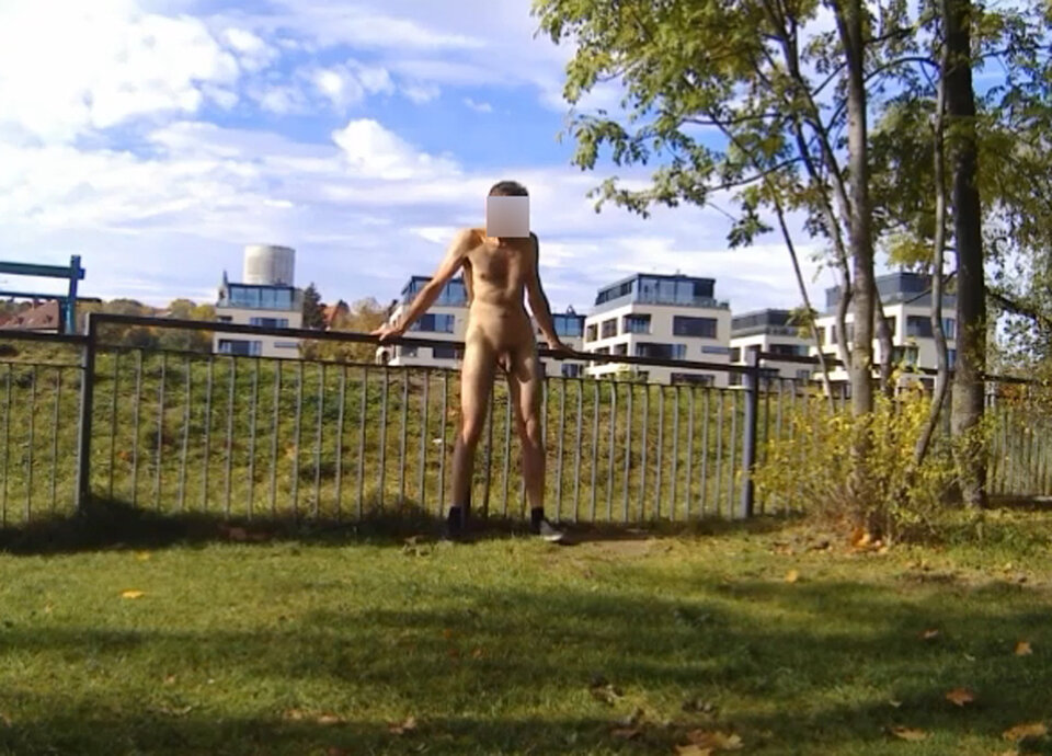 PRAGA 2.mp4_snapshot_00.30.054.jpg - Krzysztof_cfnm