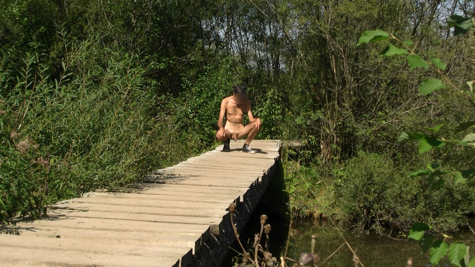 MOV002.avi_snapshot_00.58.643.jpg - Krzysztof_cfnm