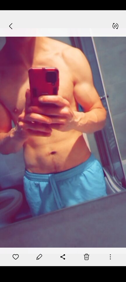 Screenshot_20240517_213636_Gallery.jpg - Kruk133