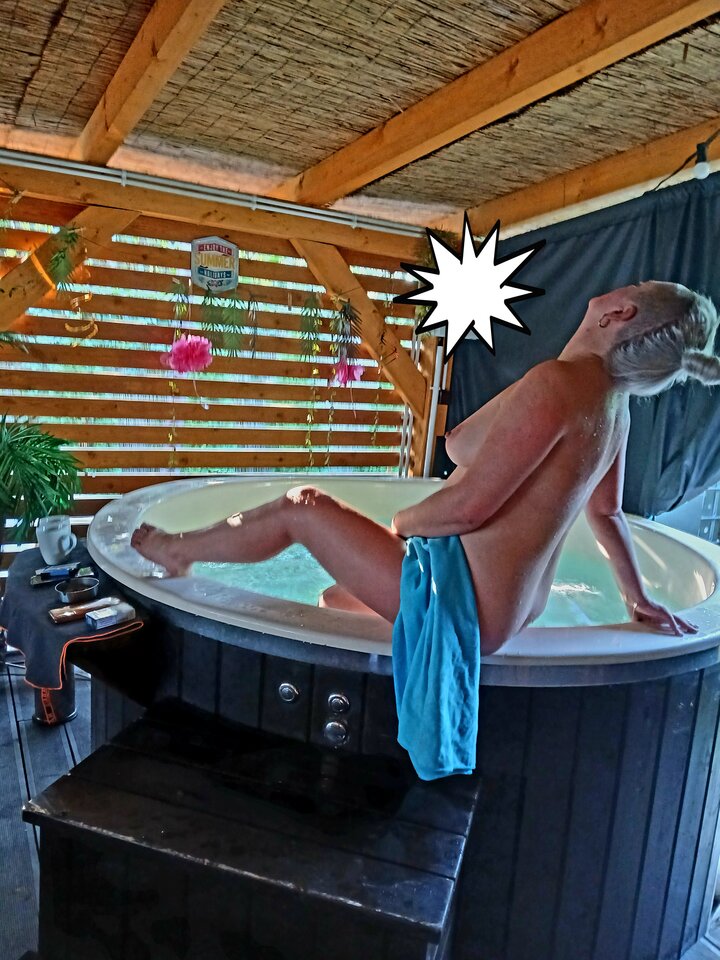 1000008812.jpg - Rownolegle69